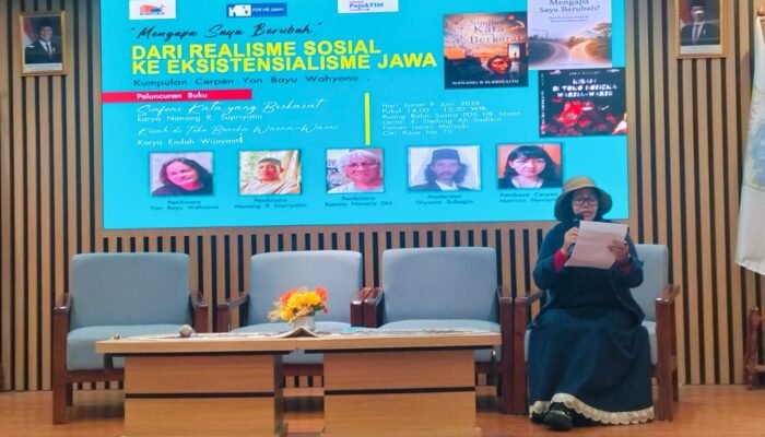 Dari Realisme Sosial hingga Eksistensialisme Jawa Rissa Churria Membawakan Nukilan Cerpen