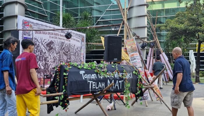 Hari Puisi Indonesia Menguatkan Gerakan “Unjuk Rasa, Unjuk Karya” di Taman Ismail Marzuki