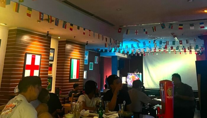 Antusiasme Membludak, RJ’s Sport Restaurant & Bar ARYADUTA Palembang Sukses GelarNobar FIFA World Cup 2026