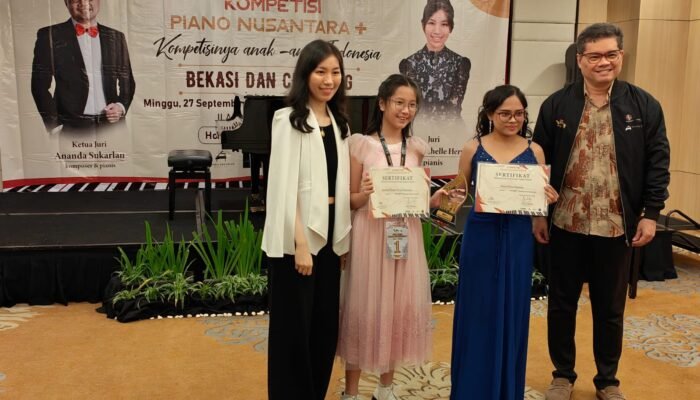 Ketika Puisi Menemukan Suara “Pingkan Sherrina dan Perjalanan September Tuarang dari Halaman Buku ke Panggung KPN+”
