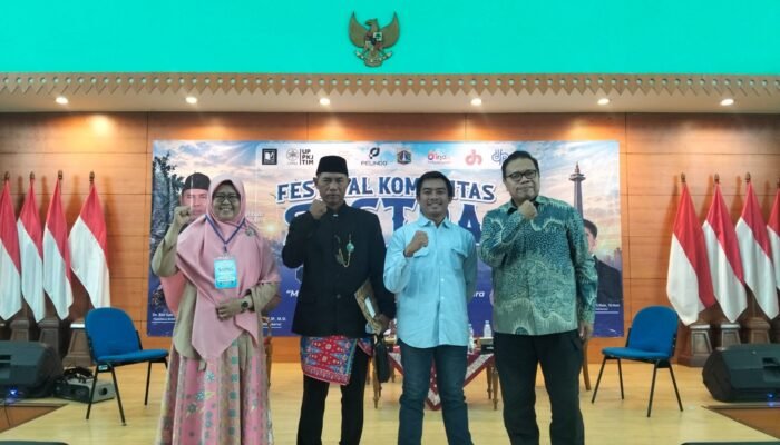 Riri Satria, Suaeb Mahbub, dan Firman Faturohman Bahas Jejak Sastra Pesisir di Festival Komunitas Sastra Jakarta Utara 2026