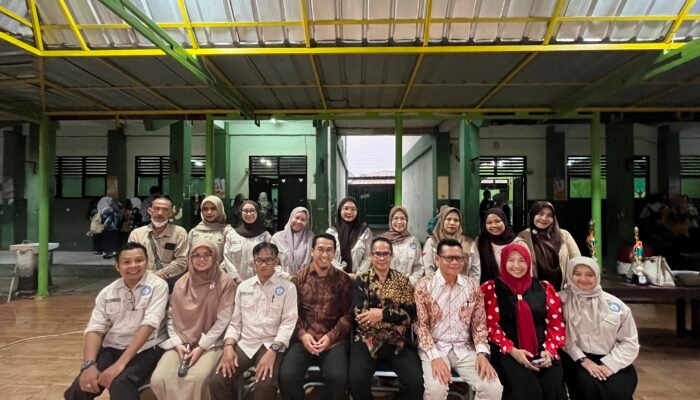 Panitia Festival Bulan Bahasa 2026 MGMP Bahasa Indonesia SMP Kota Bekasi Sukses Gelar Lima Cabang Perlombaan